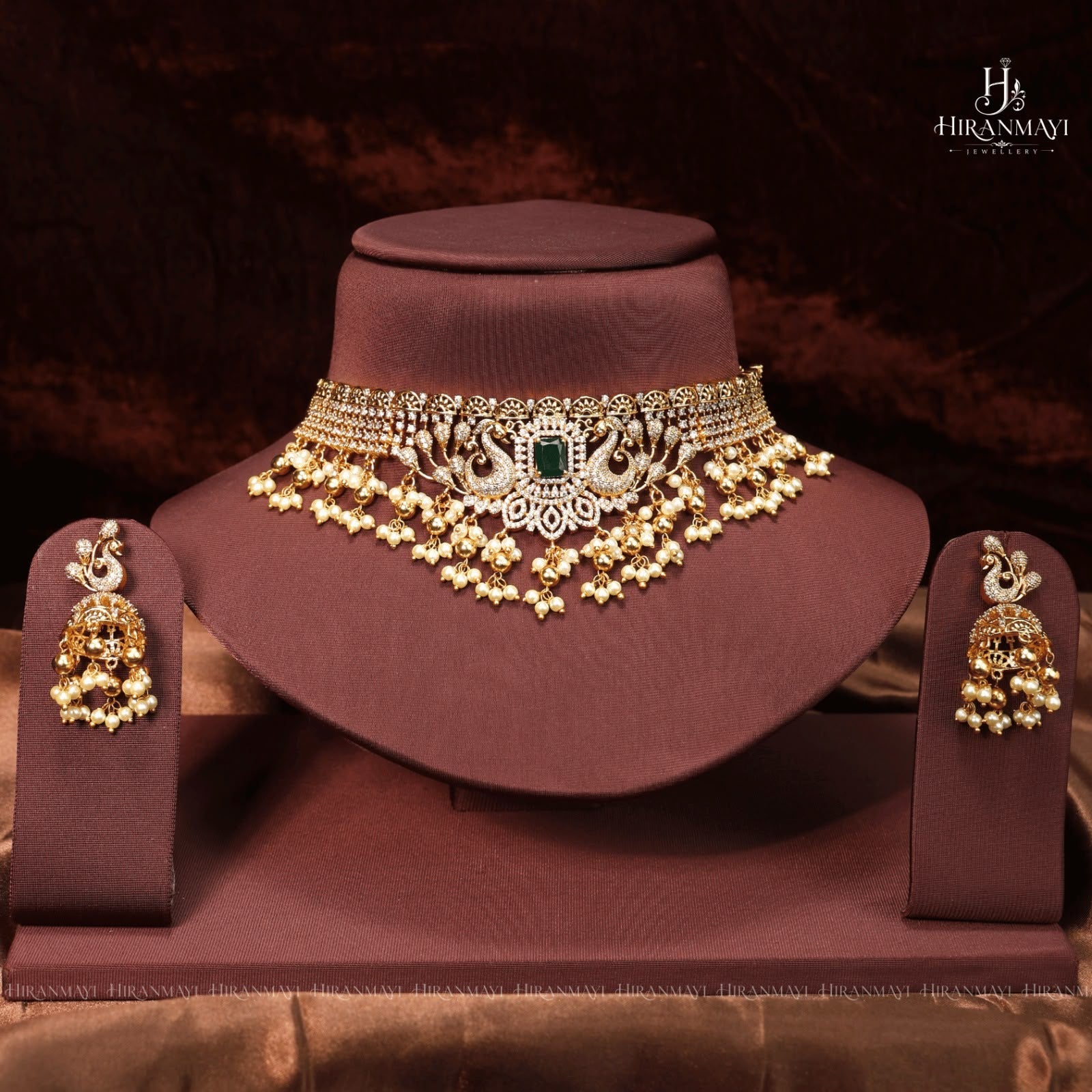 Neckpiece
