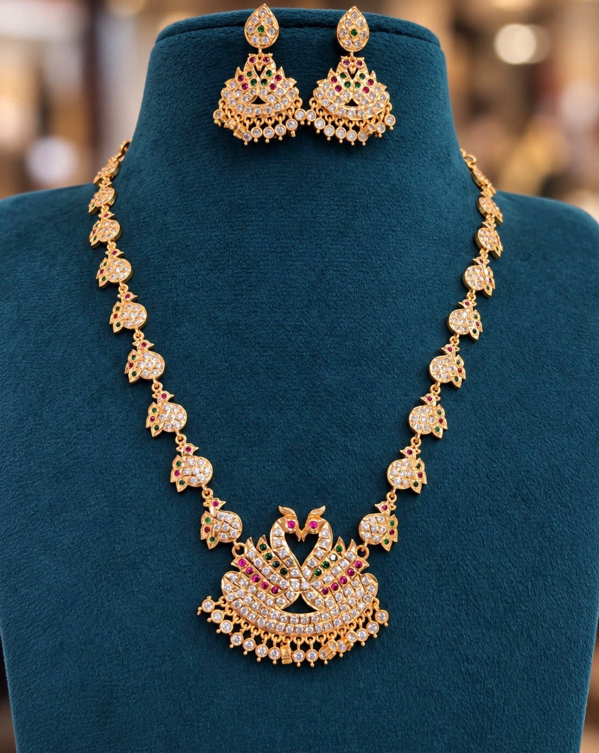 Impon swan middle haram with earrings