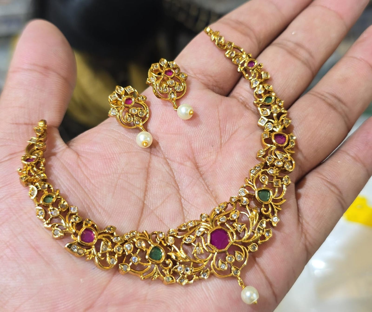 Antique necklace with earrings
