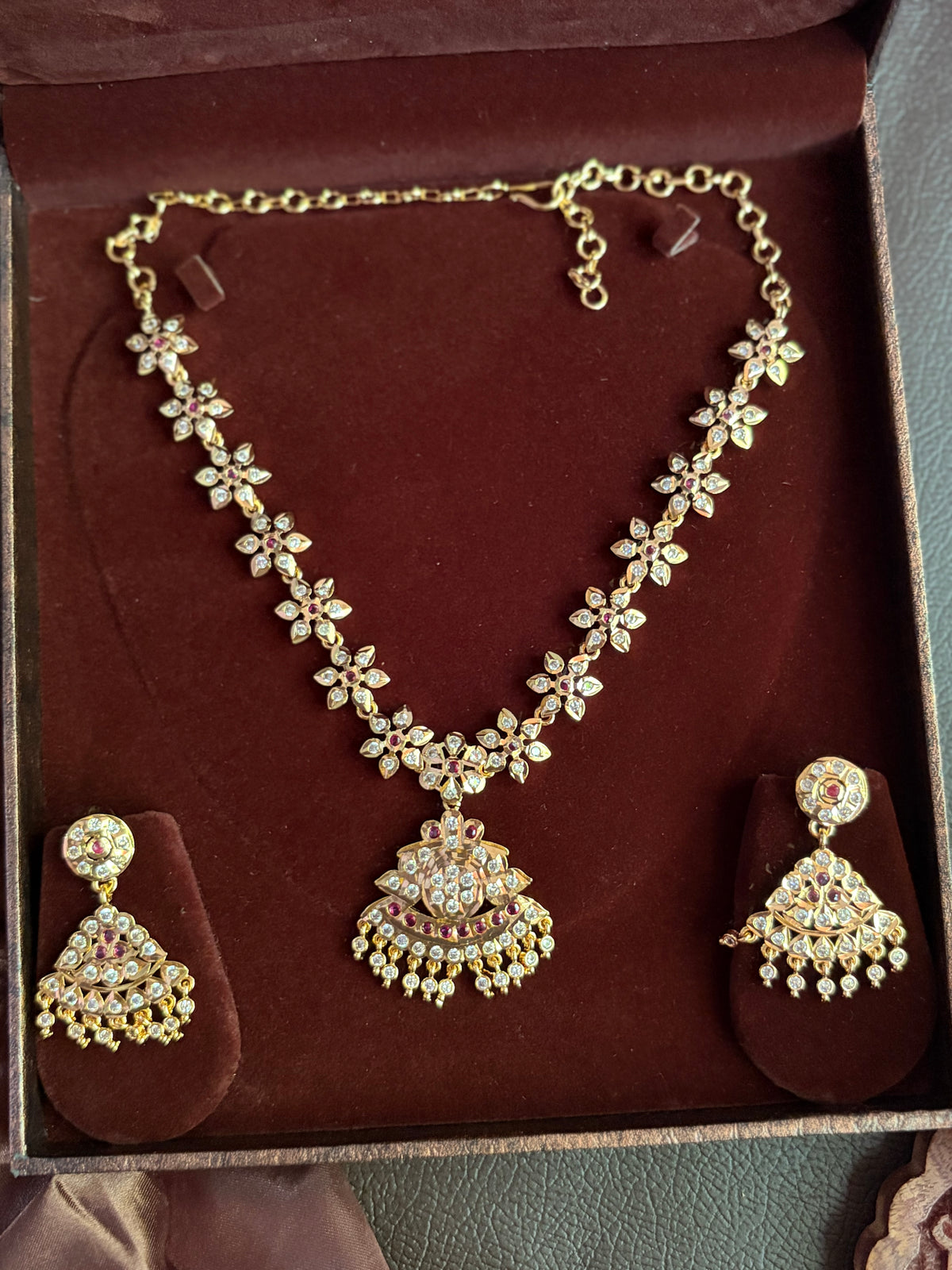 Impon attigai with necklace