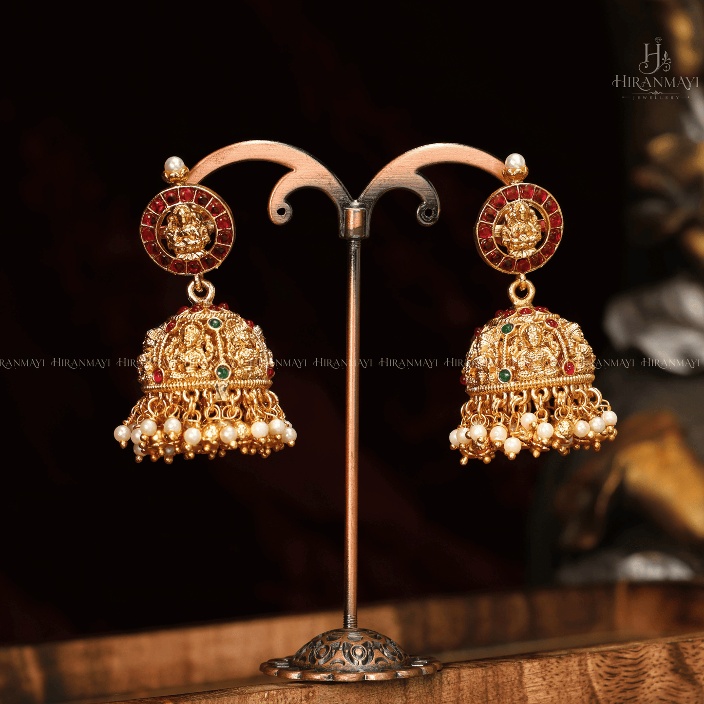 Kemp stone with Lakshmi crafted bridal set