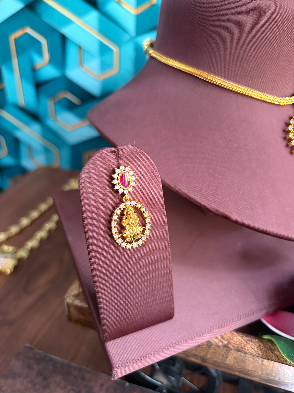 Amman antique minimal attigai with earrings