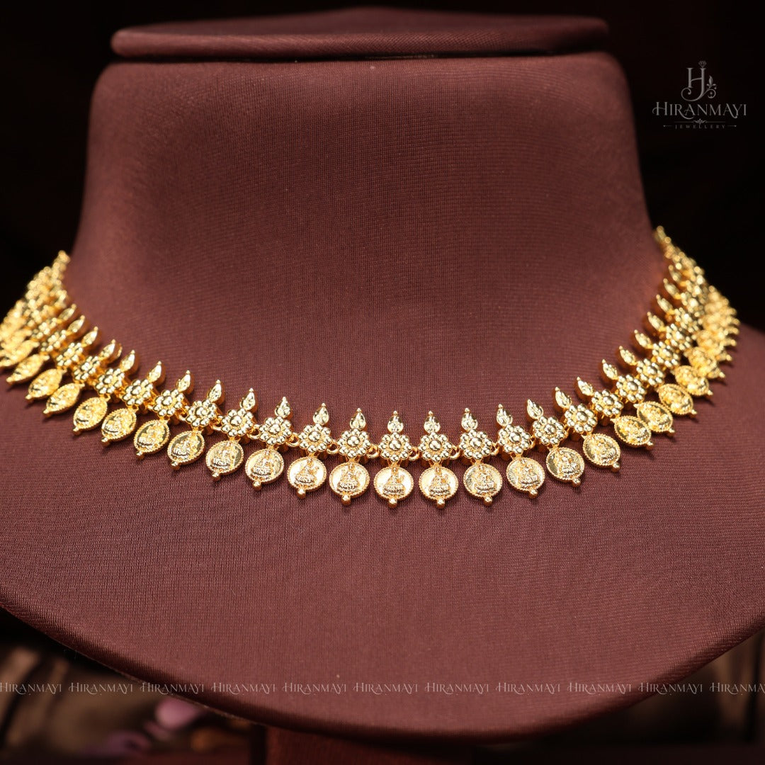 Lakshmi coin simple necklace