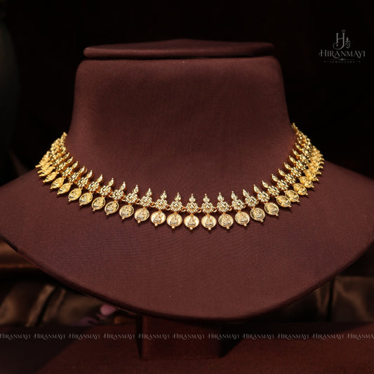 Lakshmi coin simple necklace