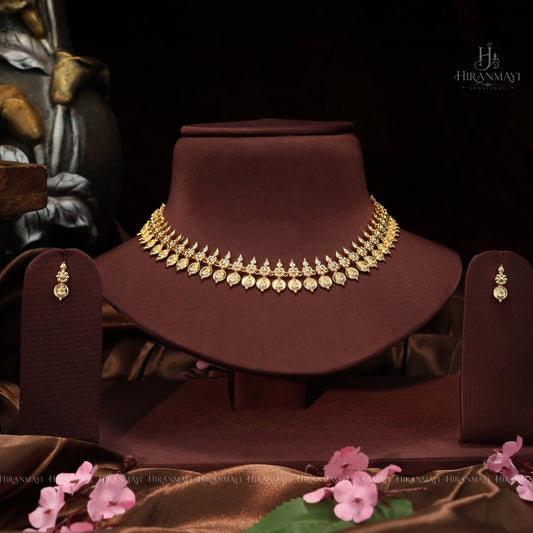 Lakshmi coin simple necklace