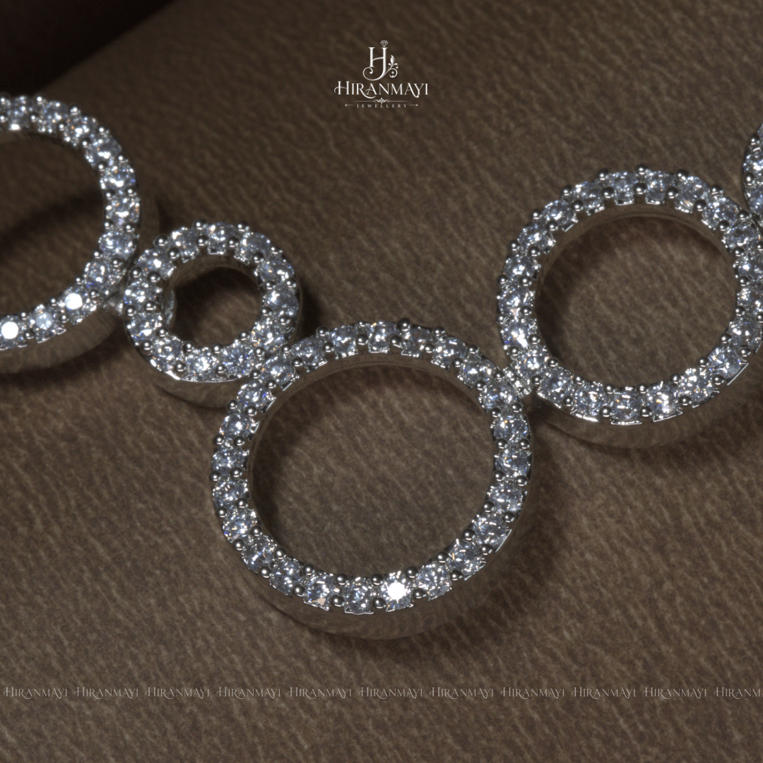 Circular pattern party wear necklace