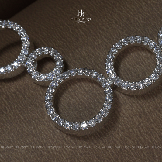 Circular pattern party wear necklace