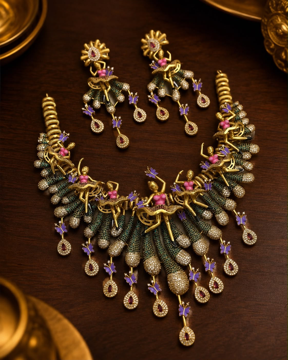 Dancing doll necklace with earrings