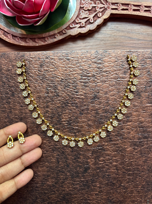 Minimum star hanging with earrings