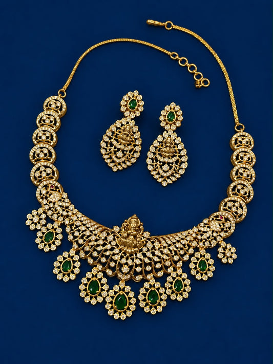 Stone placed statements necklace with earrings