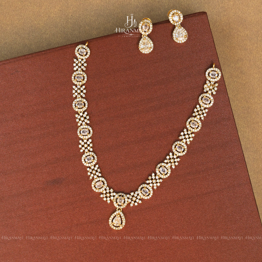 Ishani floral halo necklace set - white