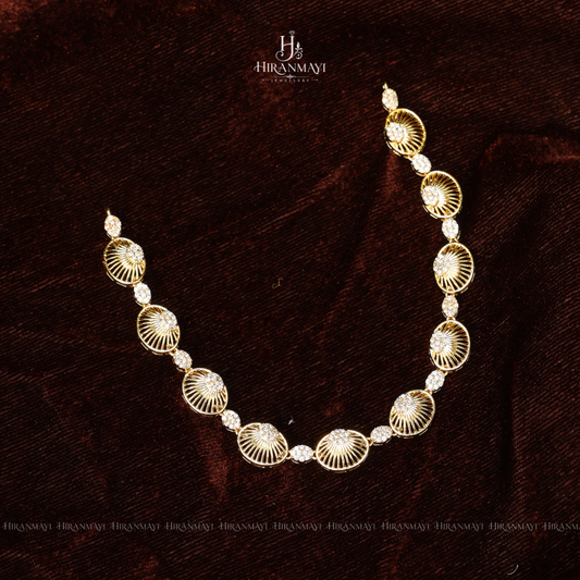 Shell model stone studded necklace