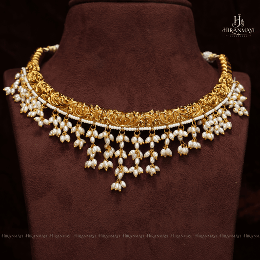 Hasli Necklace With Rice Pearl Hanging