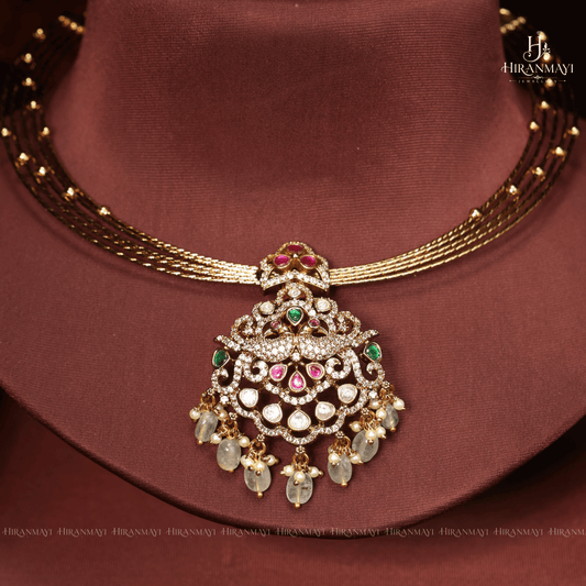 Hasli Type Necklace With Kundan Pendant