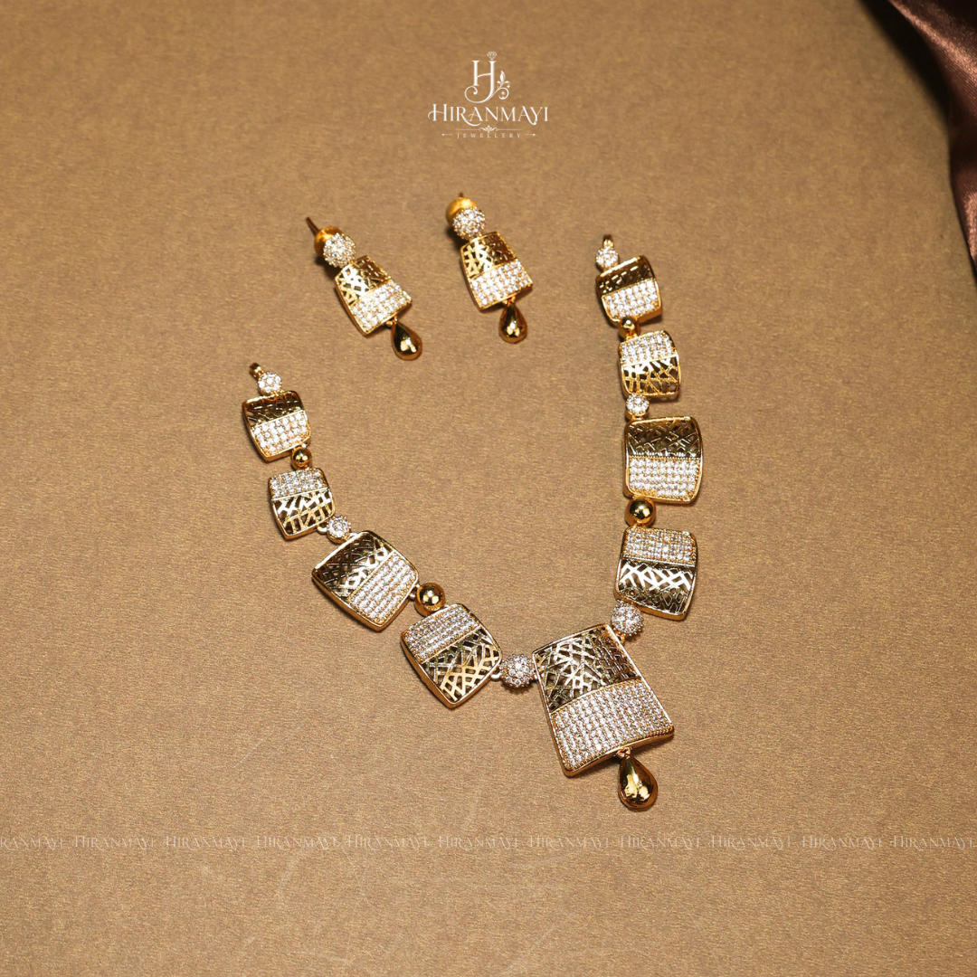American diamond square design necklace