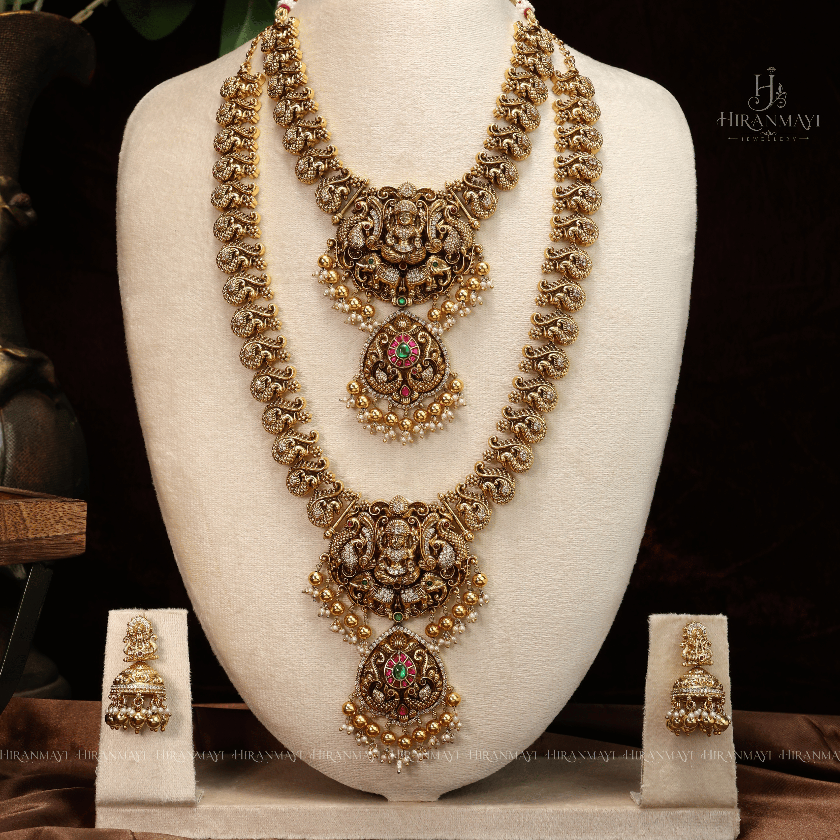 Antique Lakshmi with beautiful peacock motif semi bridal set
