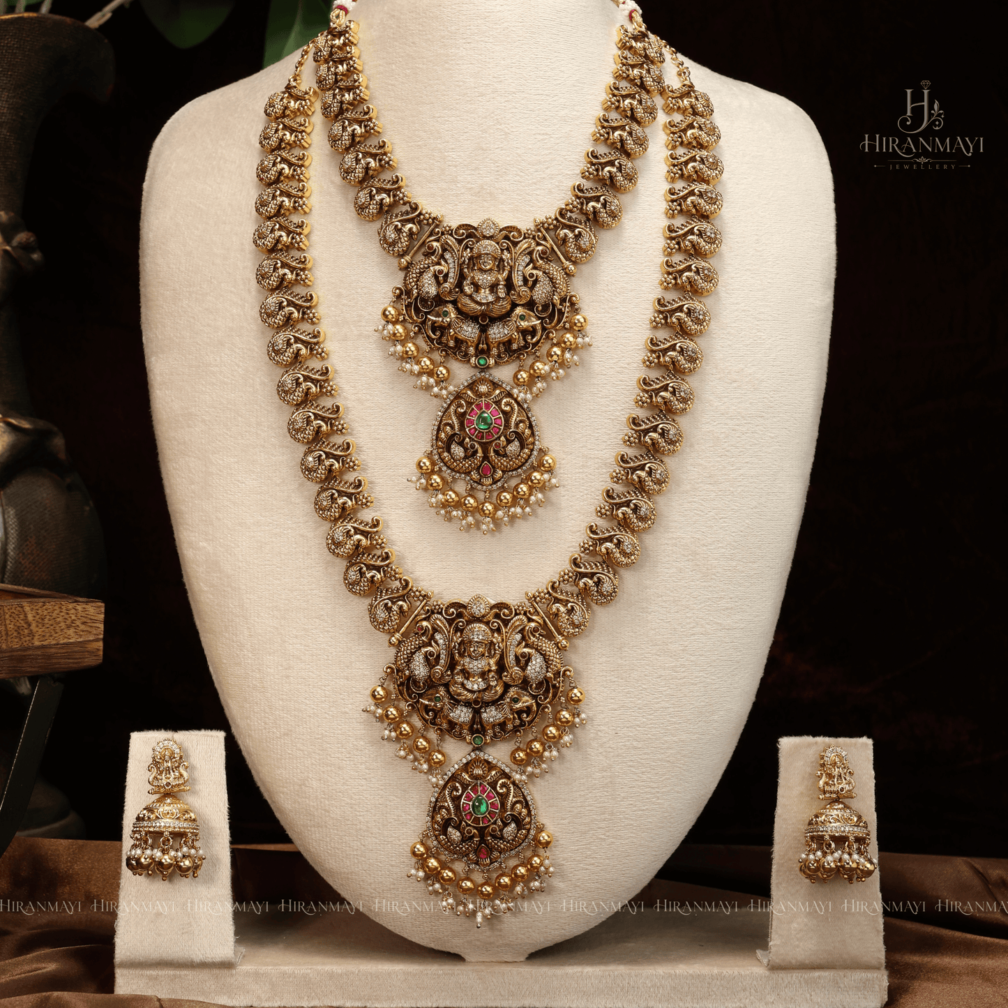 Antique Lakshmi with beautiful peacock motif semi bridal set