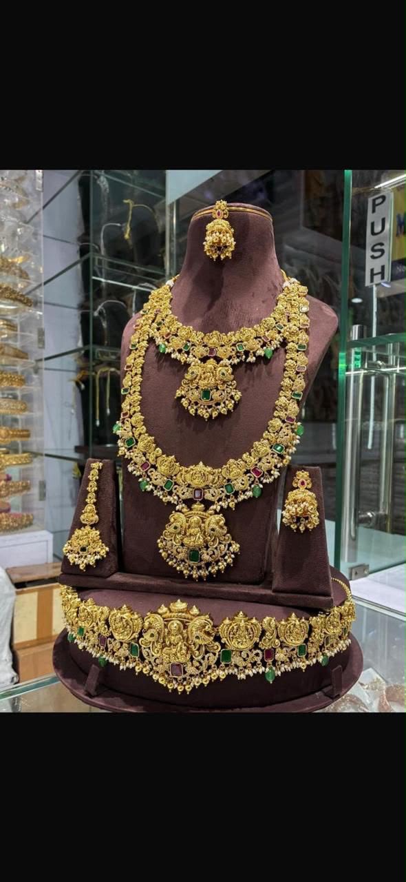 Emerald stone temple full bridal jewellery