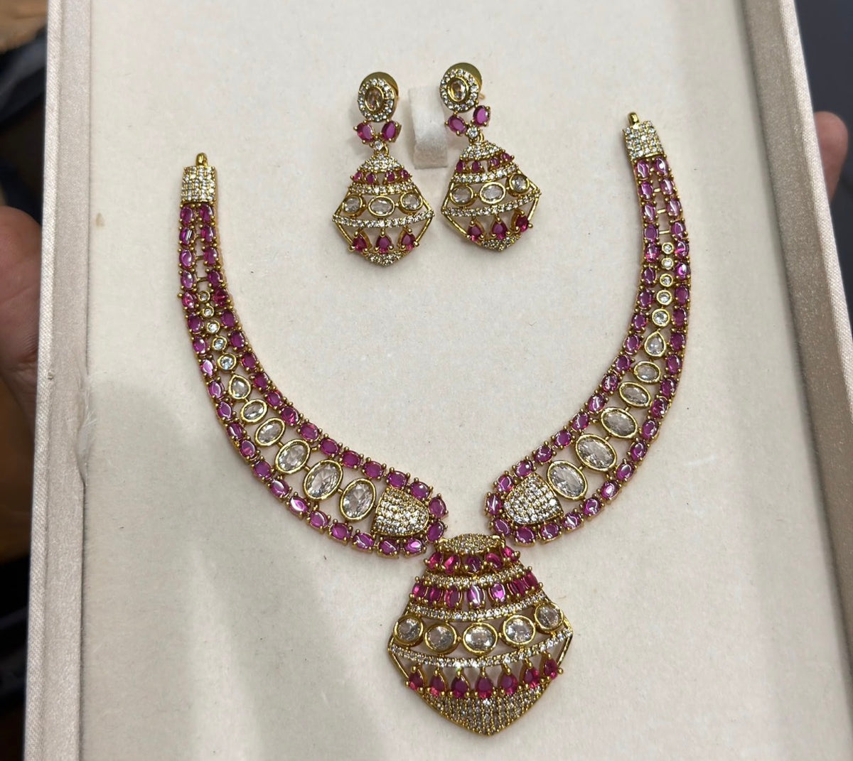Mozonite diamond cut statement necklace with earrings