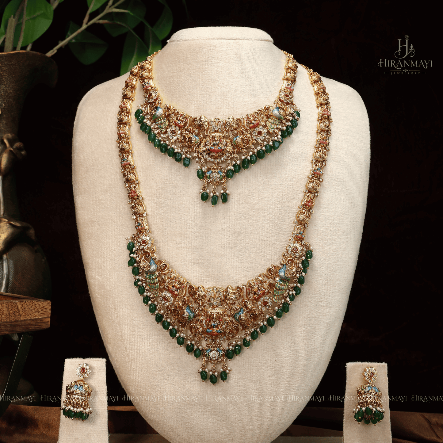 Beautifully hand crafted with Meenakari work semi bridal set