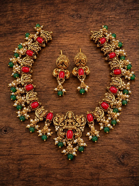 Pavalam with pearl hanging Lakshmi set with earrings