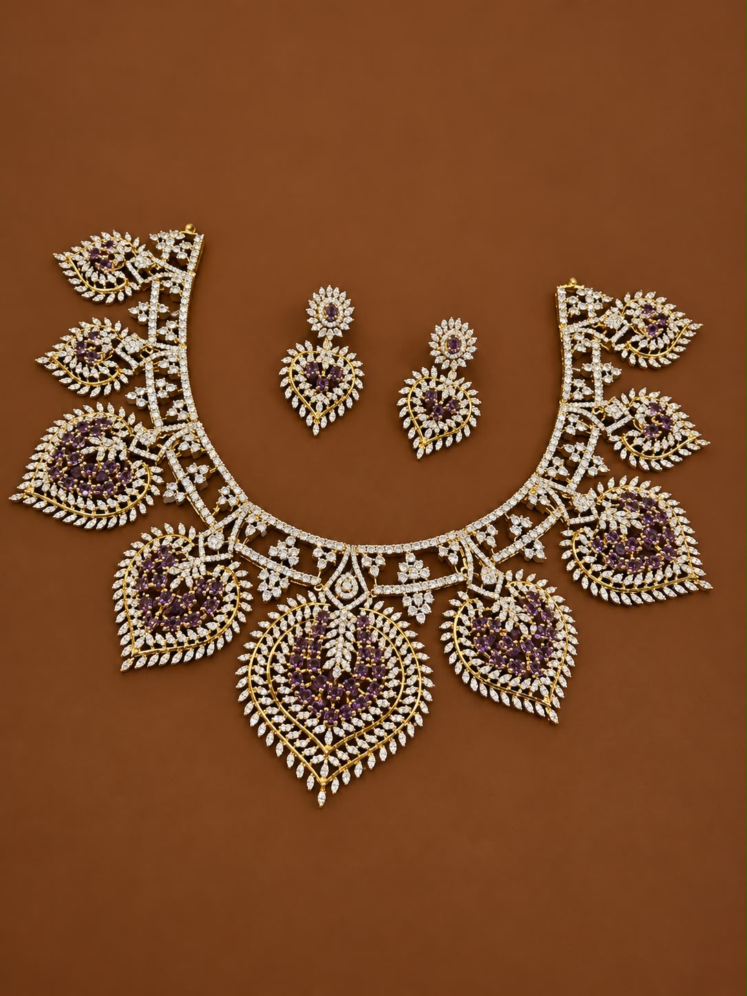 Statement necklace with earrings