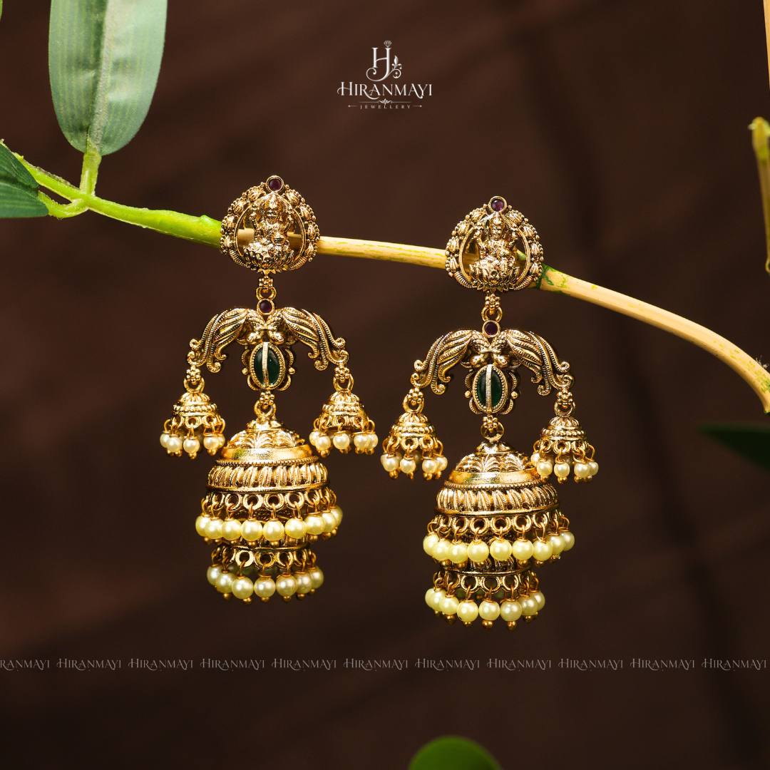 Antique chandelier step jumka