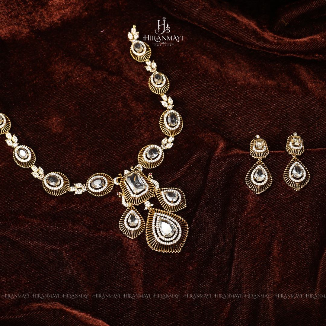 Peacock feathers like design ad necklace rs.1390