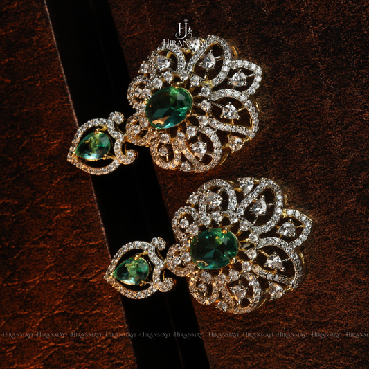 Diamond replica pendant with hasli