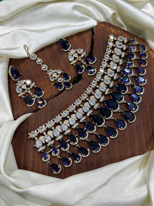 Multi layer Victorian polish bridal chocker with earrings and tikka