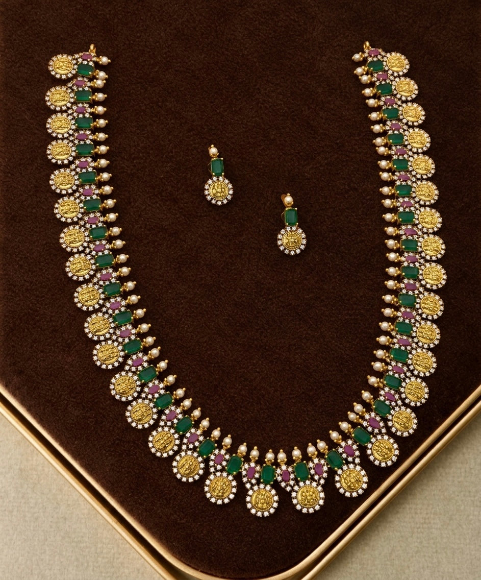Emerald stone haram with earrings