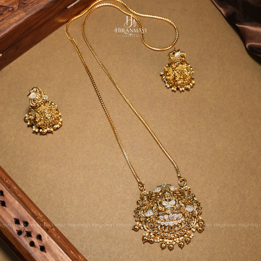 Antique Lakshmi pendant with 10inches long chain
