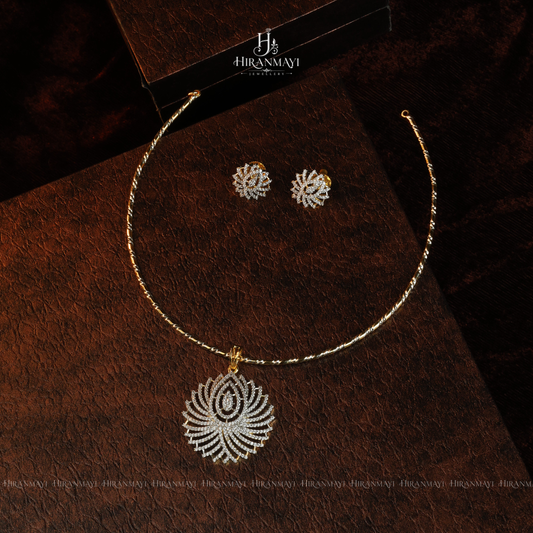Diamond replica pendant with hasli