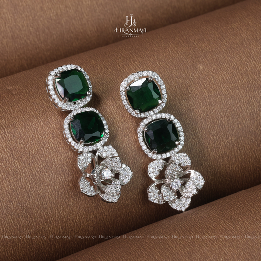Bold emerald stone statement necklace rs.2100