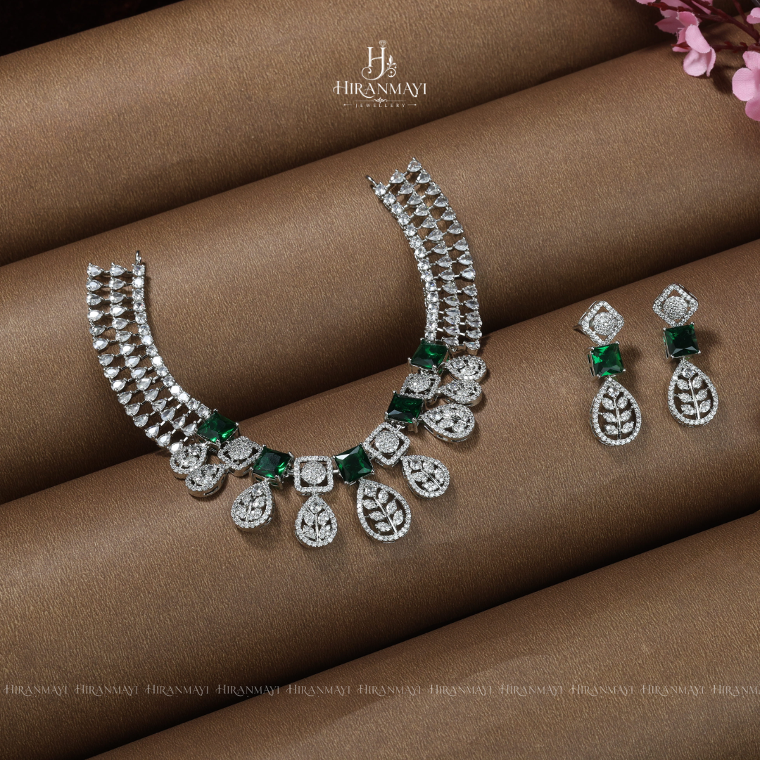 Leaf pattern with white and bold emerald stone necklace