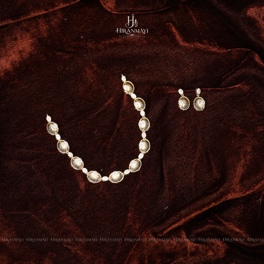Shell model stone studded necklace