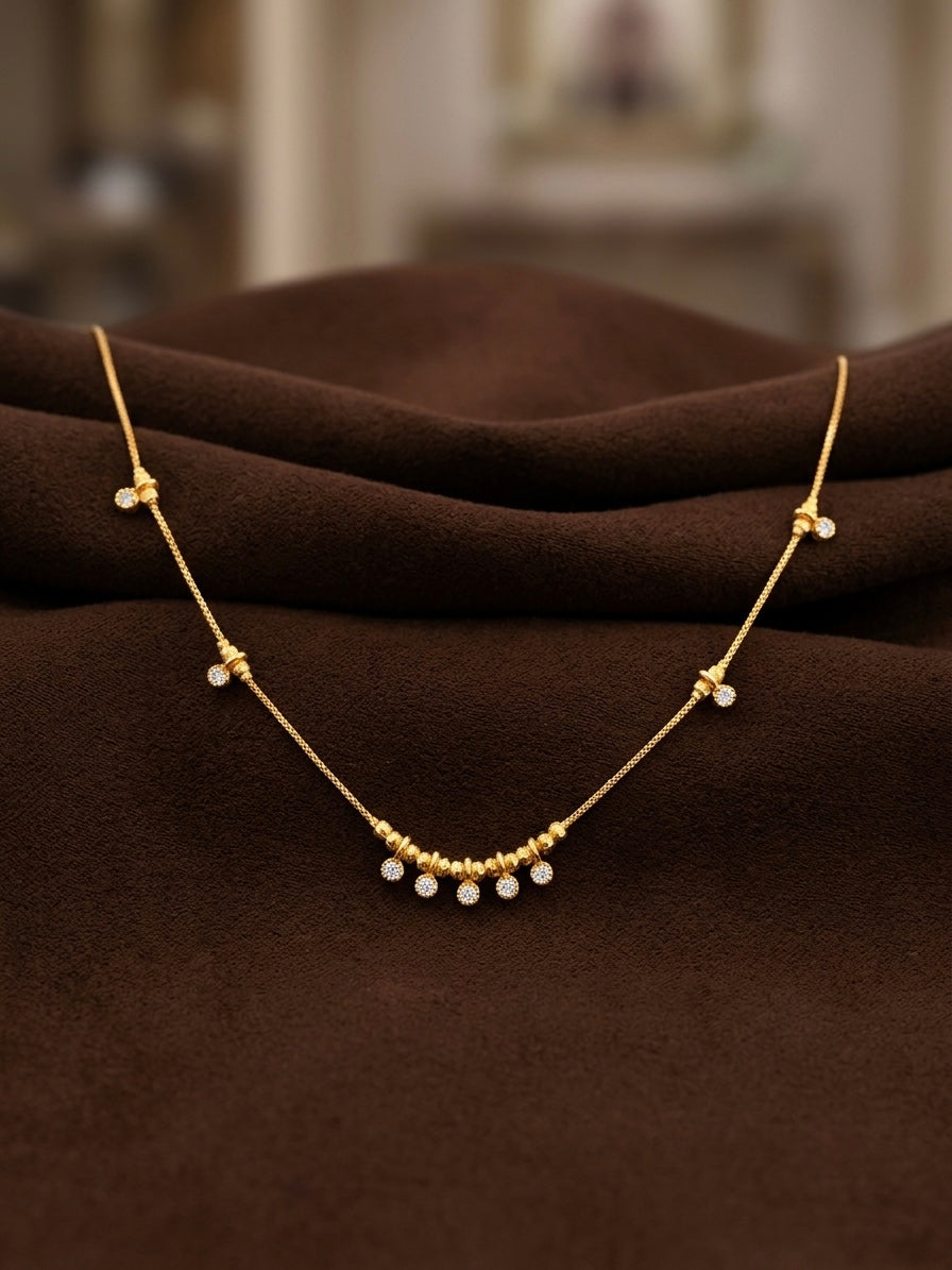 Micro gold plated chain with pendant