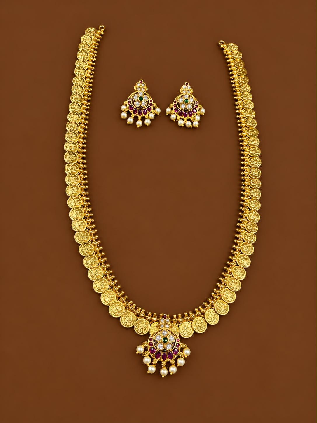 Antique kasu mala with kemp stone pendant