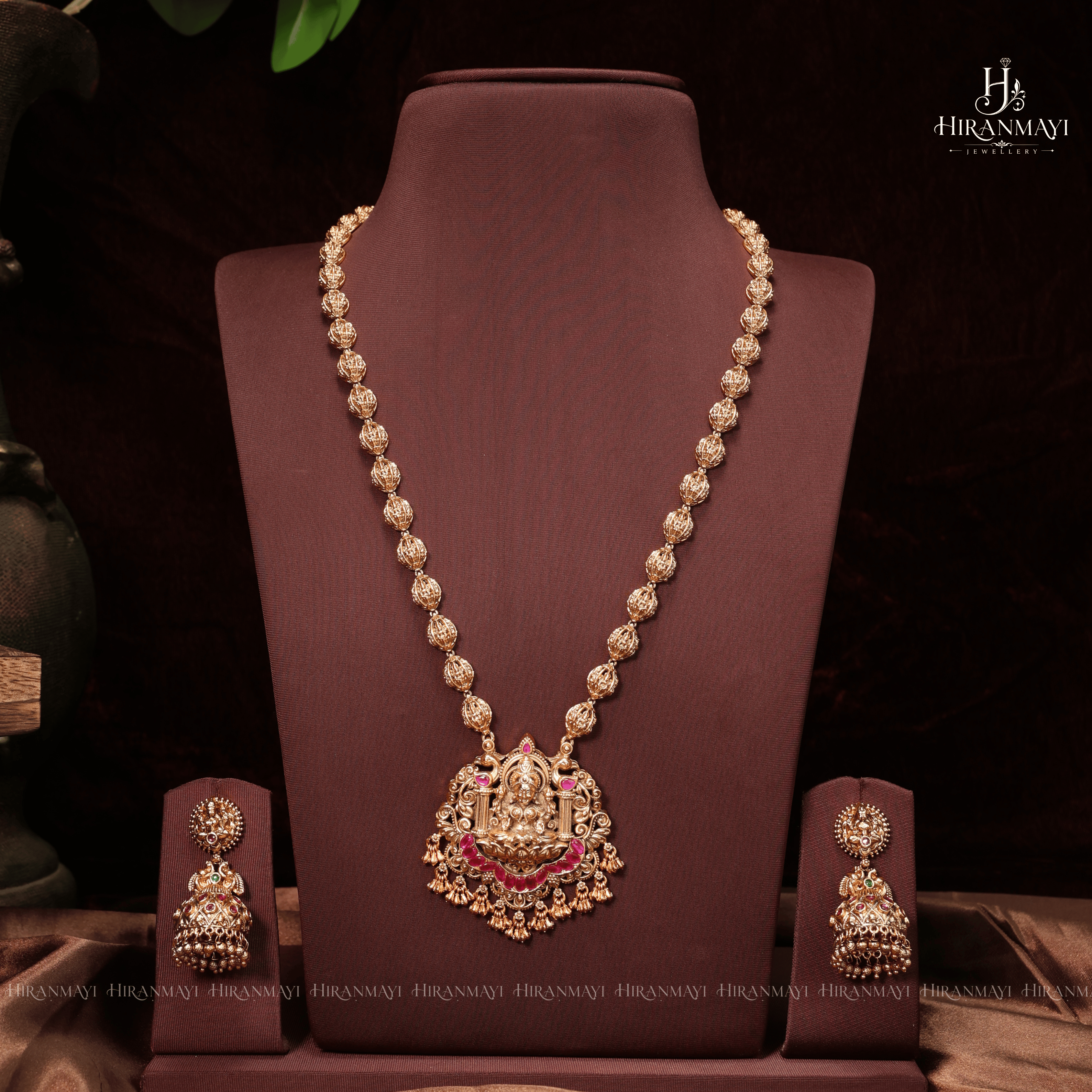 Antique Matt With Jadau Stone Long Malai
