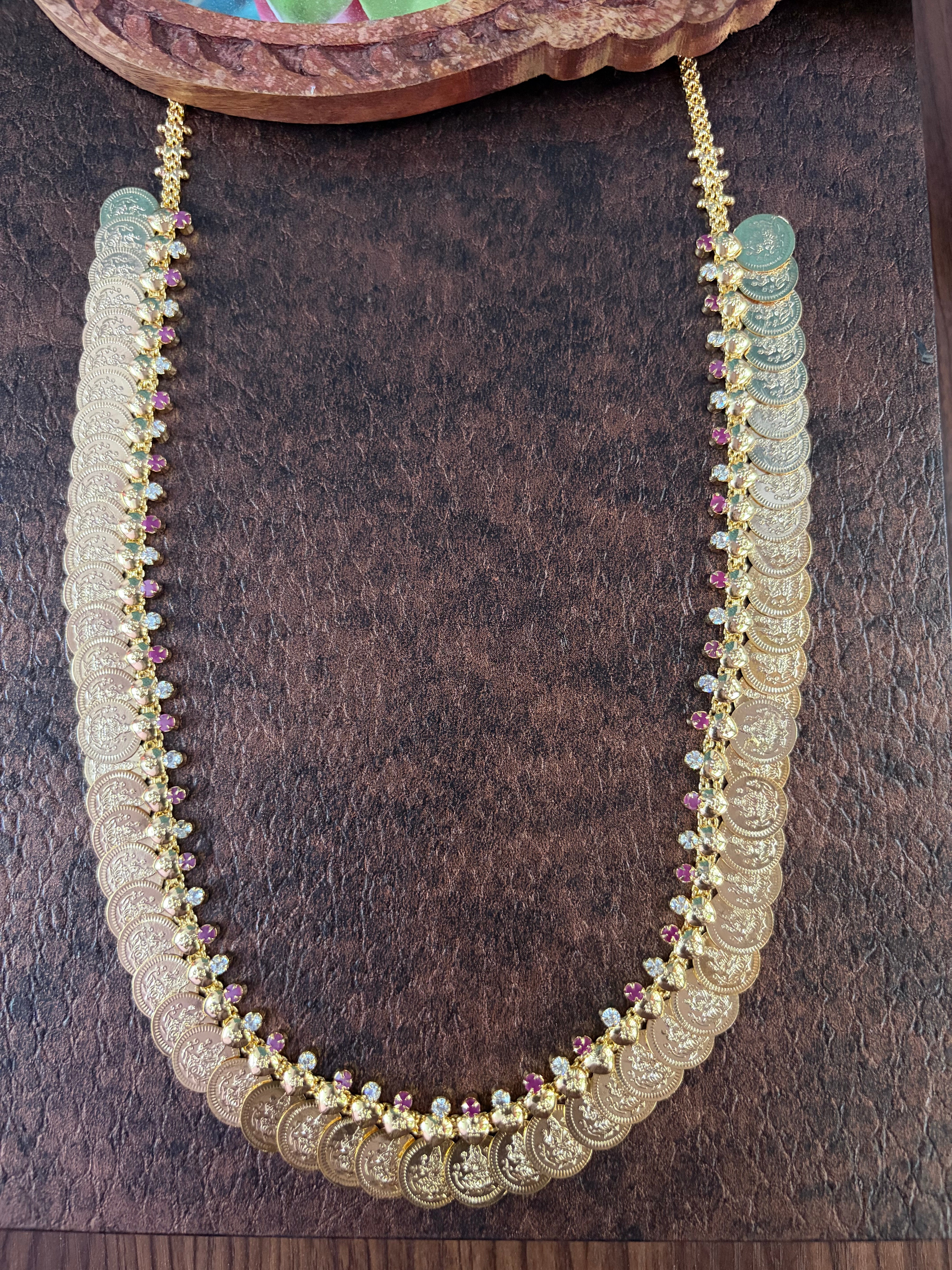 Impon coin haram ruby with white sones