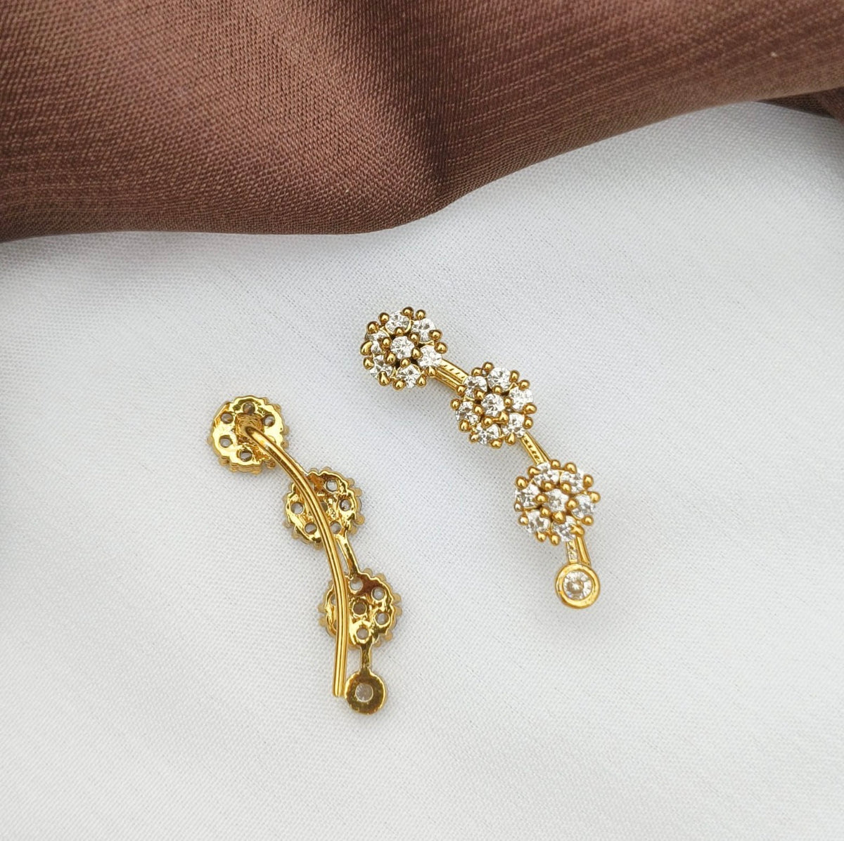 Stone earcuff