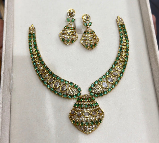 Mozonite diamond cut statement necklace with earrings