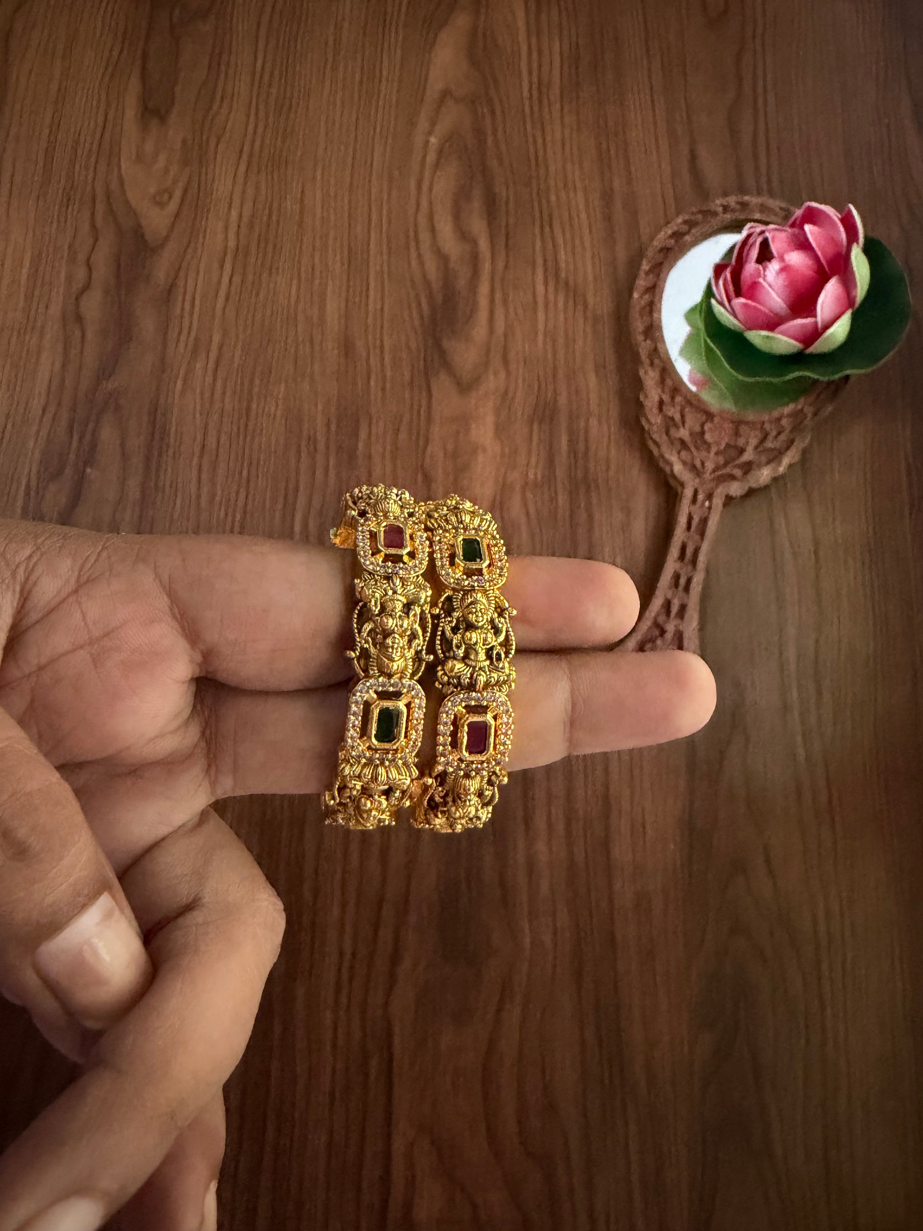 Kids bangles antique Lakshmi motif
