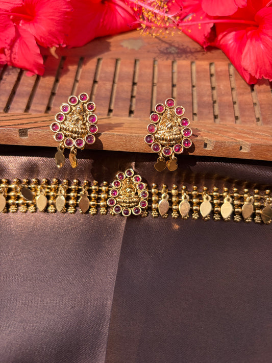 Lakshmi motif Elakkathali with ruby stone