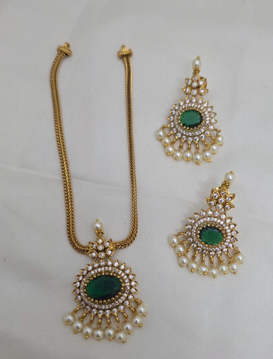 Bold stone attigai with earrings