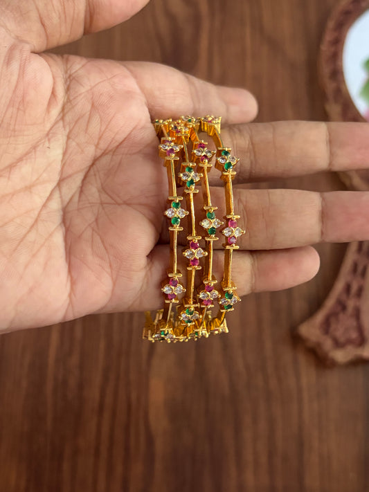 Ruby with emerald line bangles - 4 pcs