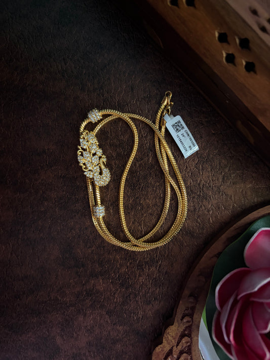 Peacock pattern white stone mugapu chain
