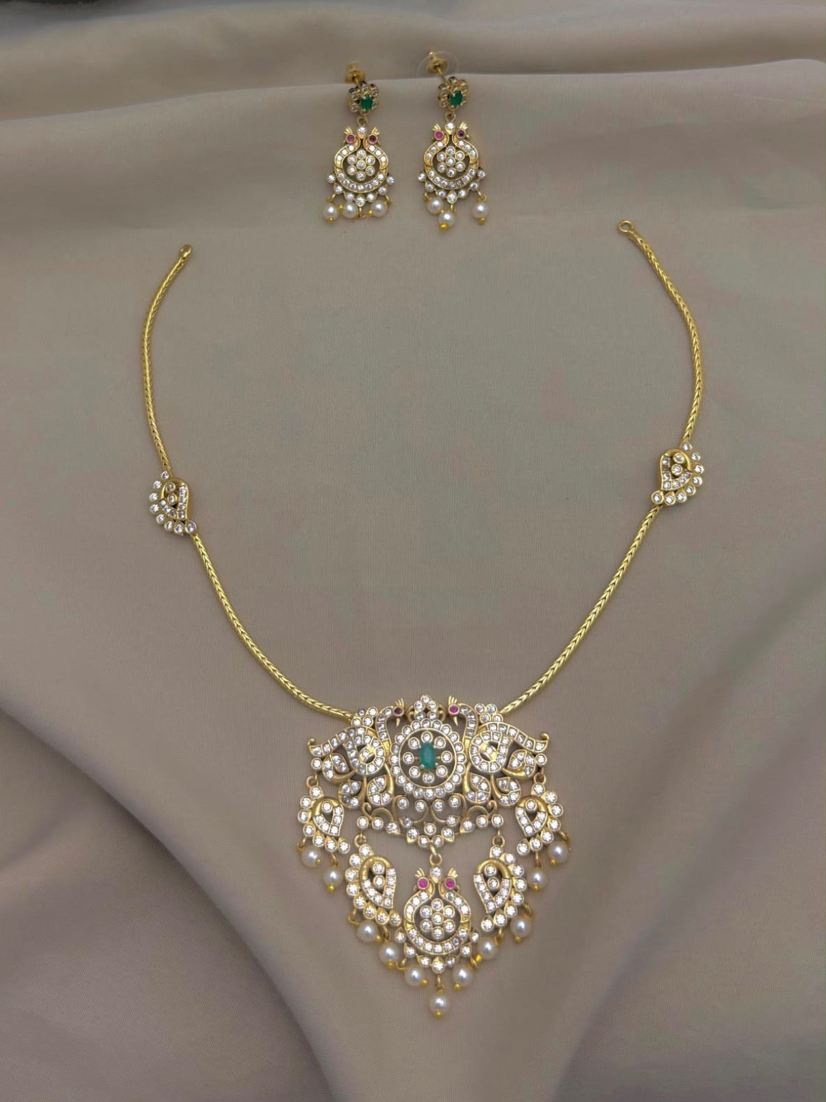 American diamond necklace with earrings