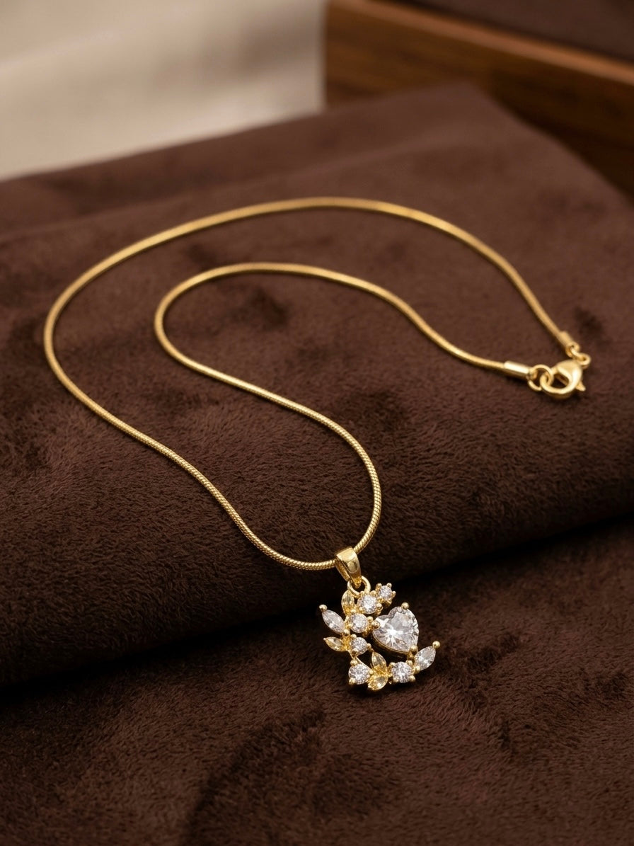 Anti tarnished chain with pendant