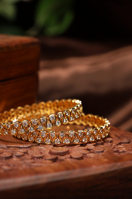 vintage zig zag pattern white stone bangles-2pcs